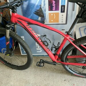 2016 Specialized ROCKHOPPER Red
