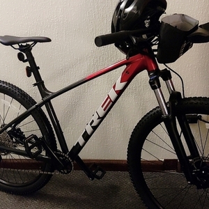 2023 Trek marlin6 Red