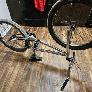 2022 Sunday Model C Silver, gray or bare metal