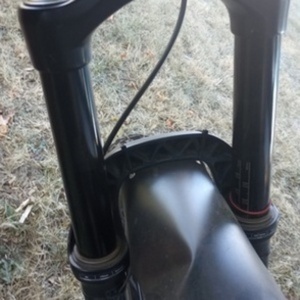 2022 Devinci Full suspension Silver, gray or bare metal and Black