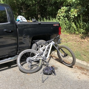2018 Specialized Stumpjumper Silver, gray or bare metal
