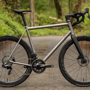 2023 Moots Cycles Vamoots CRD Silver, gray or bare metal
