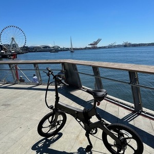 2023 Jupiter Bike Jupiter Discovery x7 e-bike Silver, gray or bare metal