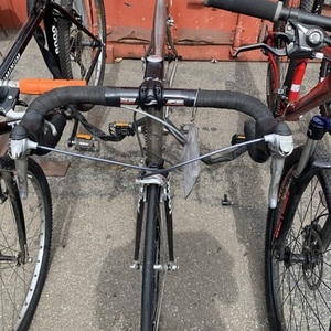 2001 Airborne Airborne Zeplin Silver, gray or bare metal