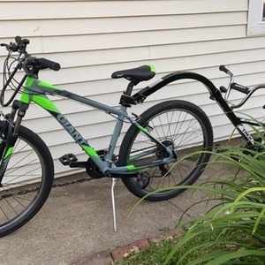 Giant Revel 2 Green and Black