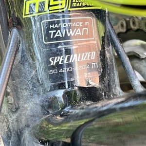 2018 Specialized Enduro Comp Black and Yellow or Gold