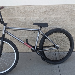 2021 Stranger Creeper Silver, gray or bare metal