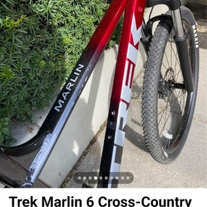 2022 Trek Marlin 6 Gen 2 Black and Red