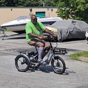 2023 Lectric eBikes XP Trike tricycle Silver, gray or bare metal