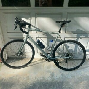 2023 Cannondale Synapse AI Sora Green and Silver, gray or bare metal