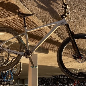 2022 Giant Fathom 2 Silver, gray or bare metal