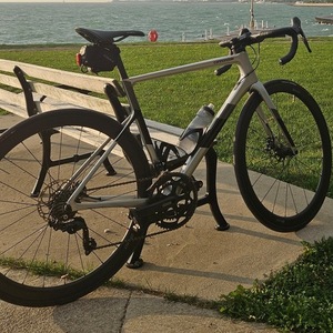 2021 Cannondale SuperSix Evo Silver, gray or bare metal