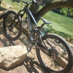 Trek Slash 8 Silver, gray or bare metal