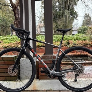 2022 Marin Bikes Headlands Black and Silver, gray or bare metal