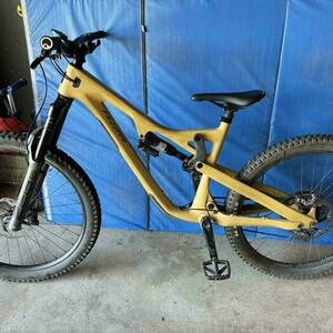 2023 Fezzari La Sal Peak Yellow or Gold