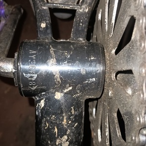 Mongoose Hoop D Silver, gray or bare metal and Black