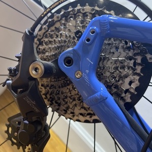 2020 Specialized Sirrus X 4.0 Blue and Black