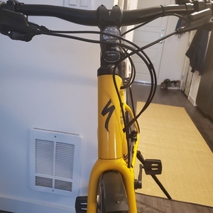 2022 Specialized Vado SL 5.0 EQ Yellow or Gold