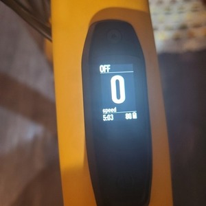 2022 Specialized Vado SL 5.0 EQ Yellow or Gold