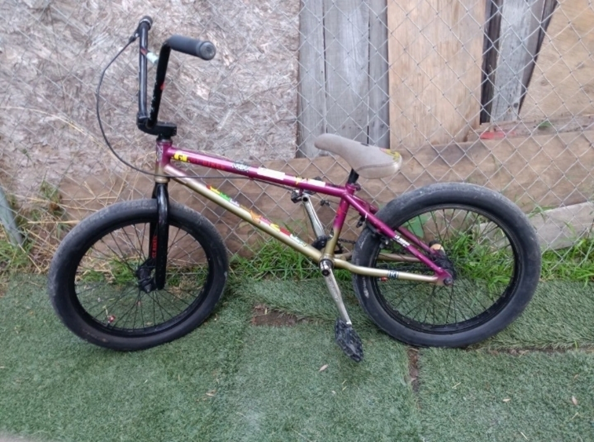 2022 GT Bicycles Team Mercado