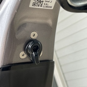 2023 Aventón Level.2 Silver, gray or bare metal