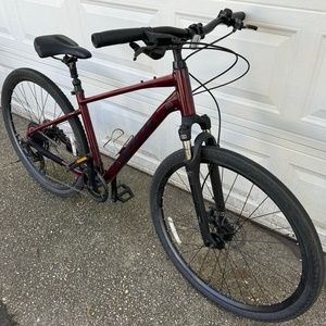 2022 Giant Cypress 2 Red