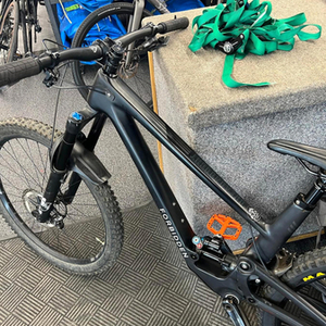 2021 Forbidden Dreadnaught Black