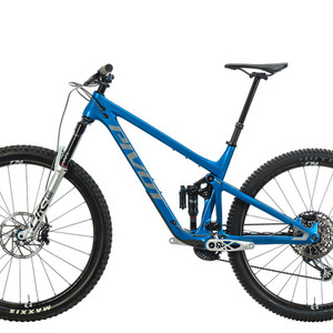 2022 Pivot Switchblade Blue