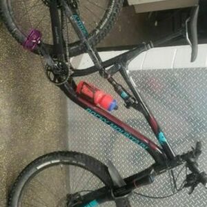 2018 Rocky Mountain Bicycles Altitude alloy 30 Black, Teal, and Red