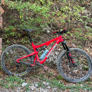 2017 Santa Cruz 5010 Red