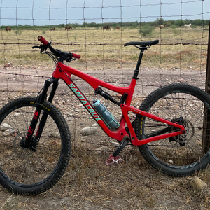 2017 Santa Cruz 5010 Red