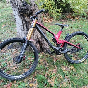 2017 Canyon bicycles Sender 9.0 Red and Black