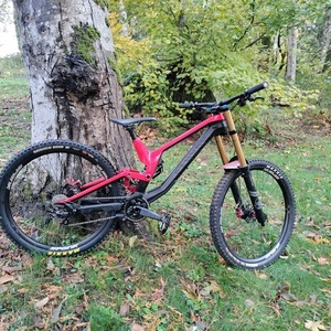 2017 Canyon bicycles Sender 9.0 Red and Black