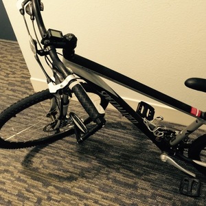 2012 Specialized Crosstrail Black and Silver or Gray