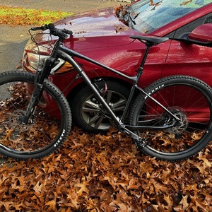 2022 Giant Fathom 1 Black