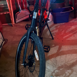 2023 Aventón Pace 500.3 Black