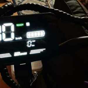 Arwibon Q30Pro e-scooter Black and Red