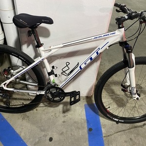 2014 GT Bicycles Avalanche COMP White
