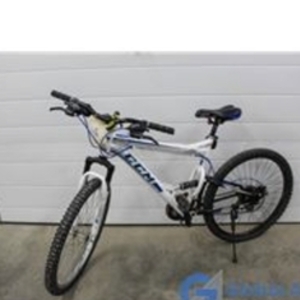 2019 CCM Mountain Bike apex White