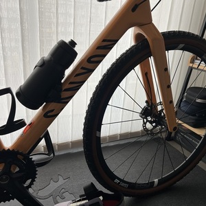 2022 Canyon bicycles Grizl CF SL7 Yellow or Gold