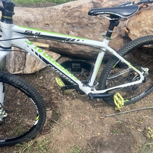 2012 Cannondale White