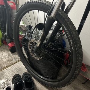 2022 Trek TREK Marlin5 XL Black