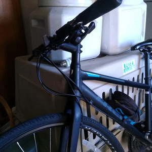 2018 Trek Fx 2 Disc Black and Blue