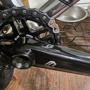 2021 WeThePeople Envy Silver, gray or bare metal