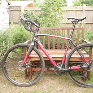 2015 Specialized CruX Elite EVO Black and Red