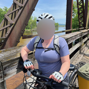 2022 Liv Amiti E+ Brown