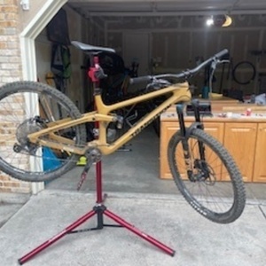 2021 Transition Bikes Sentinel XT Yellow or Gold