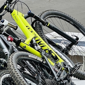 2015 Specialized Rumor Comp Women’s Yellow or Gold