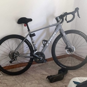 2019 Trek Checkpoint AL 4 Silver, gray or bare metal