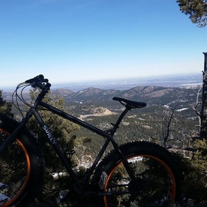 2014 Surly Moonlander Silver or Gray